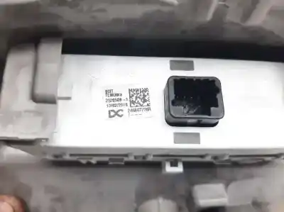 Автозапчасти б/у внутренний свет за renault twingo iii gt ссылки oem iam 739481634r 25205091 739489321r