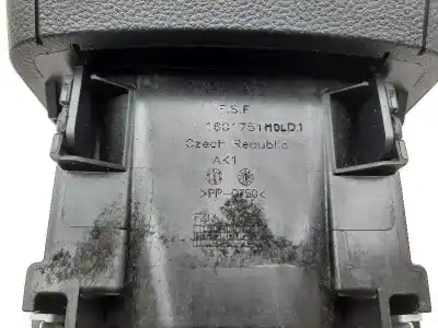Pezzo di ricambio per auto di seconda mano bracciolo centrale per volkswagen polo beats riferimenti oem iam 6f0864207  