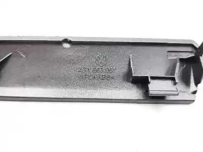 Pièce détachée automobile d'occasion tableau de bord pour volkswagen polo beats références oem iam 2g1858415 2g1819703 2g1858082b
