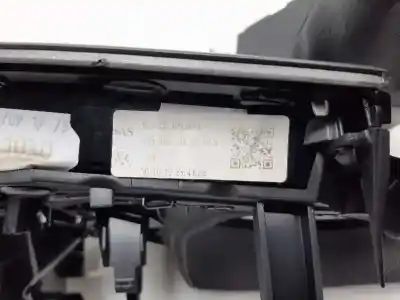 Pièce détachée automobile d'occasion tableau de bord pour volkswagen polo beats références oem iam 2g1858415 2g1819703 2g1858082b