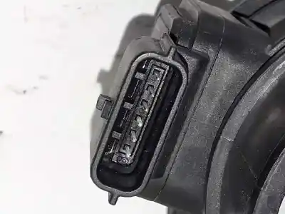 Автозапчастина б/у витратомір повітря для renault clio iii authentique посилання на oem iam 8200358901  