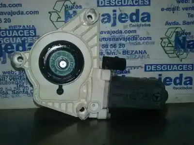 Recambio de automóvil de segunda mano de Motor Elevalunas Delantero Derecho para MERCEDES-BENZ CLASE A (W169) A 180 CDI A-Edition referencias OEM IAM A1698204242 996137-102 A1698204242
