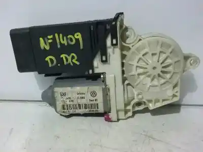 Pezzo di ricambio per auto di seconda mano Motore Alzacristalli Anteriore Destro per SEAT TOLEDO (1M2) Stella Riferimenti OEM IAM 101386101  