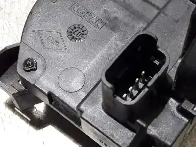 Автозапчастина б/у замок передній праві двері для renault clio iii exception посилання на oem iam   4 pins