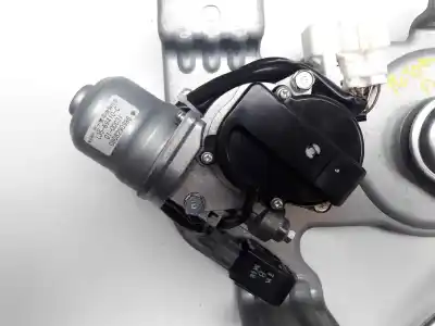 Second-hand car spare part tailgate central locking system  for toyota auris active oem iam references l3569410c  