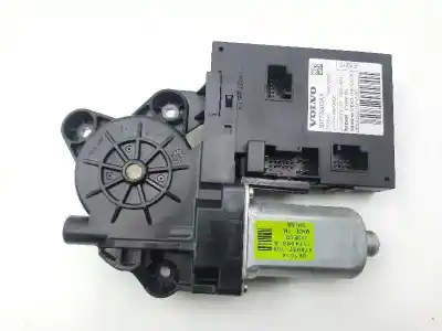 Pezzo di ricambio per auto di seconda mano Motore Alzacristalli Anteriore Destro per VOLVO C30 2.0 D Momentum Riferimenti OEM IAM 30773903AA 979037100 061014