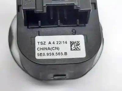 Автозапчасти б/у управление зеркалом за skoda octavia combi (5e5) elegance ссылки oem iam 5e0959565b  