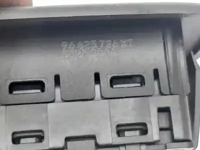 Peça sobressalente para automóvel em segunda mão botão / interruptor elevador vidro traseiro direito por citroen c5 berlina premier (e) referências oem iam 96623726xt  