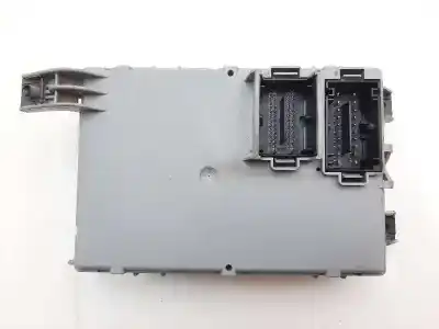 Recambio de automóvil de segunda mano de caja reles / fusibles para fiat punto (199) young referencias oem iam 00519839550  