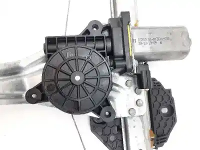 Peça sobressalente para automóvel em segunda mão elevador de vidros traseiro direito por dacia sandero stepway comfort referências oem iam 827206057r  