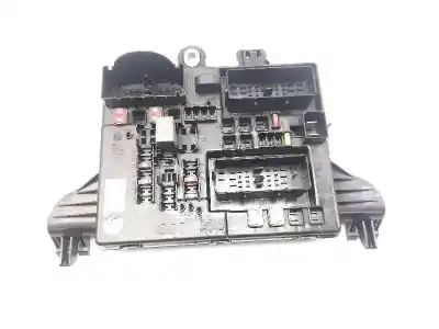 Pièce détachée automobile d'occasion BOÎTES À FUSIBLES pour OPEL INSIGNIA SPORTS TOURER  Références OEM IAM 1327731803  