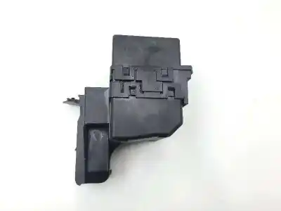 Автозапчасти б/у блок реле/предохранителей за ford fiesta (ccn) ambiente ссылки oem iam ba6t14a075aa 2s6t14a076b 21415291b