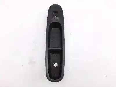 Автозапчасти б/у ВЫКЛЮЧАТЕЛЬ ПЕРЕДНЕГО ПРАВОГО ОКНА за FIAT PUNTO (199)  ссылки OEM IAM 735500049  