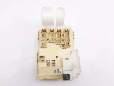 Second-hand car spare part fuse box unit for toyota auris hybrid business oem iam references 8273012x81