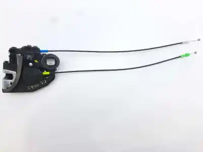 Second-hand car spare part rear right door lock for toyota auris hybrid business oem iam references 6905005051