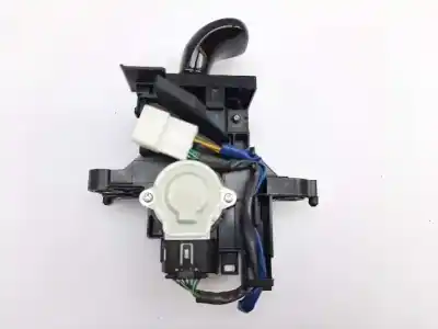 Pièce détachée automobile d'occasion levier pour toyota auris hybrid business références oem iam 75c583 3355012j20 75g188