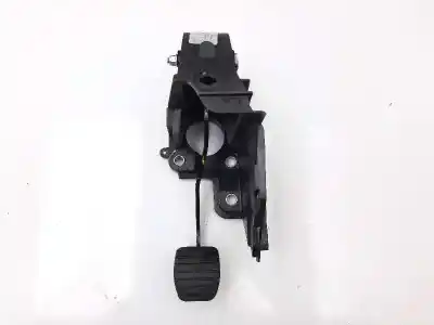 Second-hand car spare part  for OTRAS MARCAS RENAULT MASTER III FURGÓN  OEM IAM references 8200672233  