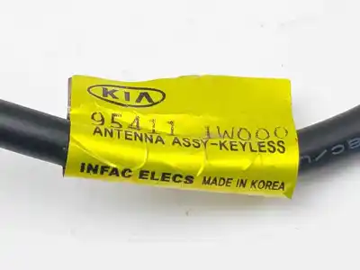 Pezzo di ricambio per auto di seconda mano antenna per kia rio concept riferimenti oem iam 954111w000  