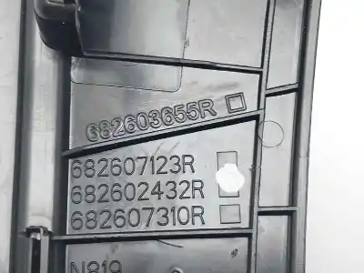 Peça sobressalente para automóvel em segunda mão grelha / difusor de ar por dacia sandero access referências oem iam 682603655r 687604541r 687608758r