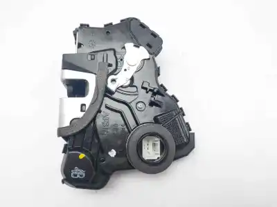 Автозапчастина б/у замок передній праві двері для toyota auris active посилання на oem iam 6903005131  