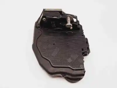 Peça sobressalente para automóvel em segunda mão fechadura da porta traseira esquerda por toyota verso active referências oem iam 690600f030