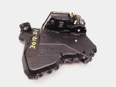 Peça sobressalente para automóvel em segunda mão fechadura da porta dianteira esquerda por toyota verso active referências oem iam 6904002210