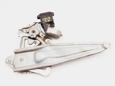 Peça sobressalente para automóvel em segunda mão elevador de vidros traseiro direito por toyota verso active referências oem iam 698300f040  