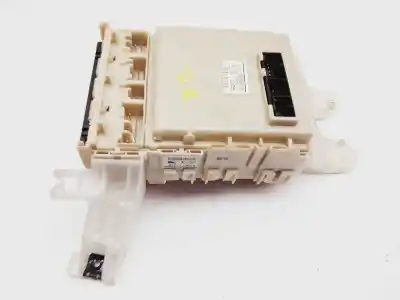 Second-hand car spare part fuse box unit for toyota verso active oem iam references 827300f051c  