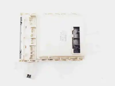 Second-hand car spare part fuse box unit for toyota verso active oem iam references 827300f051c  