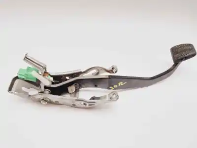 Peça sobressalente para automóvel em segunda mão pedal da embreagem por toyota verso active referências oem iam 313010f070