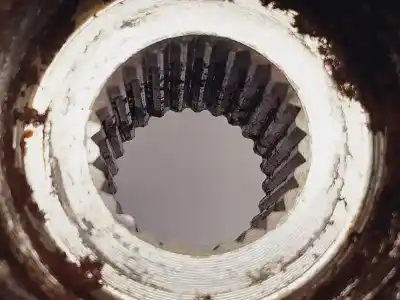 Автозапчасти б/у передняя правая кулачка за ford ka (ccu) trend + ссылки oem iam   