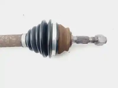 Автозапчастина б/у передня права трансмісія для citroen c4 cactus live посилання на oem iam 9677477180  