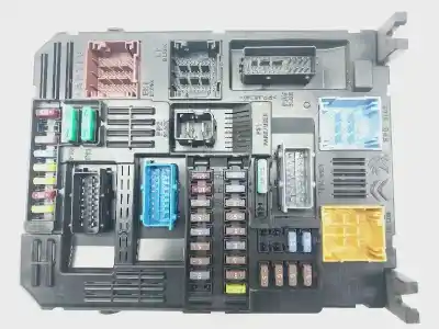 Second-hand car spare part fuse box unit for peugeot partner iii 1.5 diesel oem iam references 984514128000