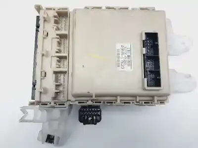 Second-hand car spare part fuse box unit for toyota verso active oem iam references 827300f280  