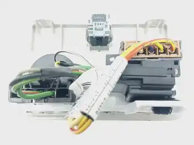 Peça sobressalente para automóvel em segunda mão comando de sofagem (chauffage / ar condicionado)  por renault trafic combi 2.0 dci diesel energy referências oem iam 275101746r  