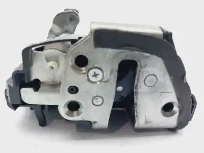 Peça sobressalente para automóvel em segunda mão fechadura da porta traseira esquerda por toyota auris hybrid active referências oem iam 6906002170