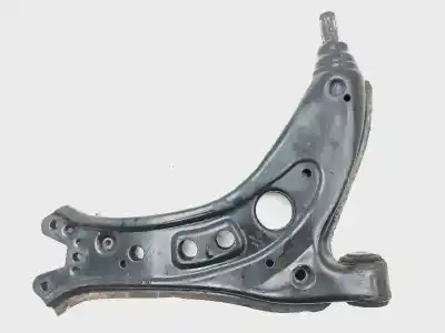 Автозапчастина б/у ПЕРЕДНІЙ ПРАВИЙ НИЖНИЙ РЫЧАГ ПІДВІСКИ для VOLKSWAGEN POLO (9N3)  Посилання на OEM IAM 6Q0407158C  