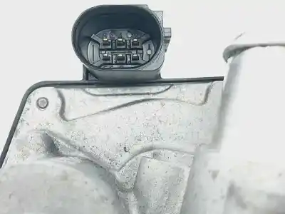 Peça sobressalente para automóvel em segunda mão borboleta de admissão por ford focus turn. trend + referências oem iam 50989002  