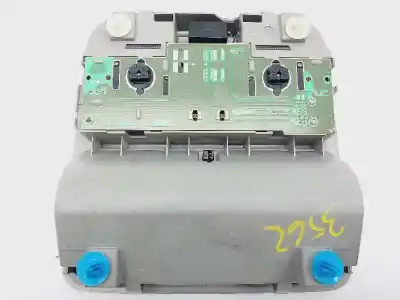 Second-hand car spare part interior light for toyota auris active oem iam references 8126002500b0  