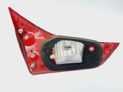 Автозапчастина б/у внутрішній правий завод для toyota auris active посилання на oem iam 8158102460  02260