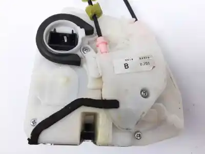 Peça sobressalente para automóvel em segunda mão fechadura da porta dianteira esquerda por mazda 2 lim. (de) 1.5 style+ referências oem iam f97g16l2  