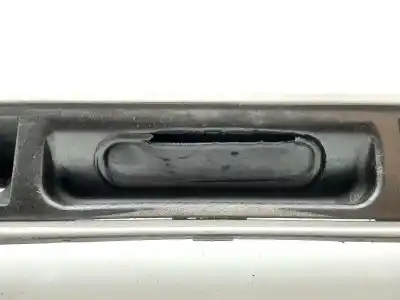 Second-hand car spare part tailgate back door handle for bmw x3 (e83) xdrive 20 d oem iam references 51137052452  