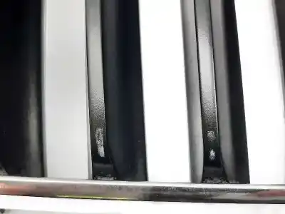 Second-hand car spare part front grille for bmw x3 (e83) xdrive 20 d oem iam references 51113420088  