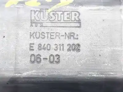 Peça sobressalente para automóvel em segunda mão motor elevador vidro dianteiro direito por audi a3 sportback (8p) 2.0 tdi ambiente referências oem iam 8p0959802h  e840311202