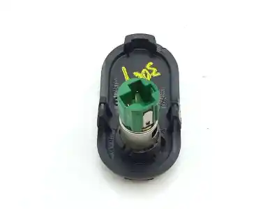 Pezzo di ricambio per auto di seconda mano pezzi vari per fiat fiorino básico furgón riferimenti oem iam 735641552  735641553