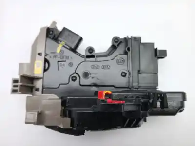 Second-hand car spare part rear right door lock for kia ceed (cd) 1.6 crdi 136 oem iam references 81420j7000  