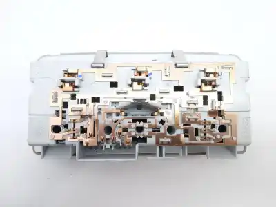 Автозапчасти б/у внутренний свет за opel astra k (b16) 1.6 cdti (68) ссылки oem iam 13360606  