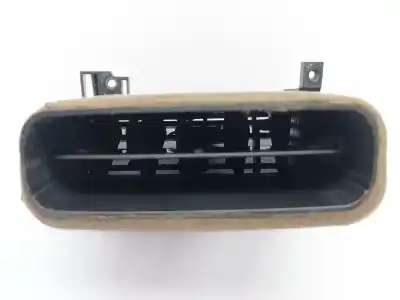 Second-hand car spare part air ventilation grille for bmw 5 (e60) 530 d oem iam references 695361901  