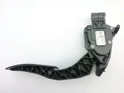 Second-hand car spare part accelerator pedal for opel zafira tourer c (p12) 2.0 cdti (75) oem iam references 13253781 6pv009765  Second-hand car spare part accelerator pedal for opel zafira tourer c (p12) 2.0 cdti (75) oem iam references 13253781 6pv009765