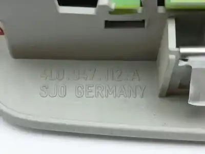 Автозапчастина б/у внутрішне світло для audi q7 (4lb) 3.0 tdi quattro посилання на oem iam 4l0947112a  